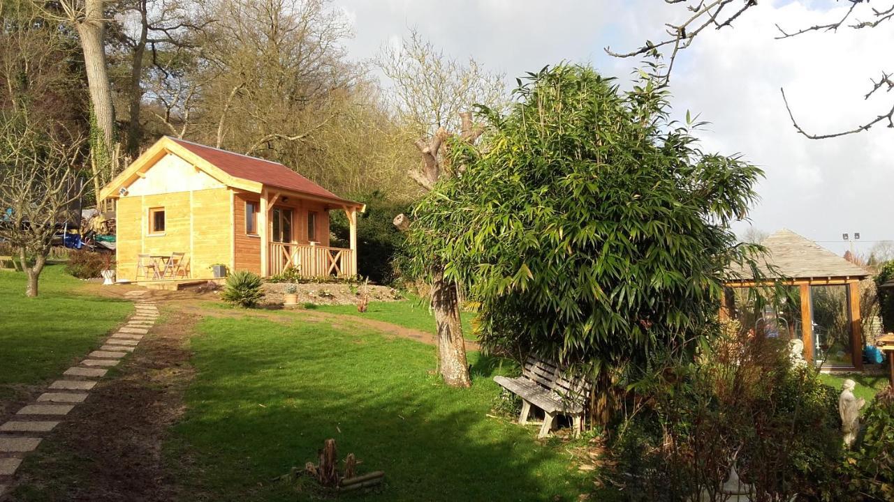 Au Calme Dans Etretat Bed & Breakfast Exterior photo
